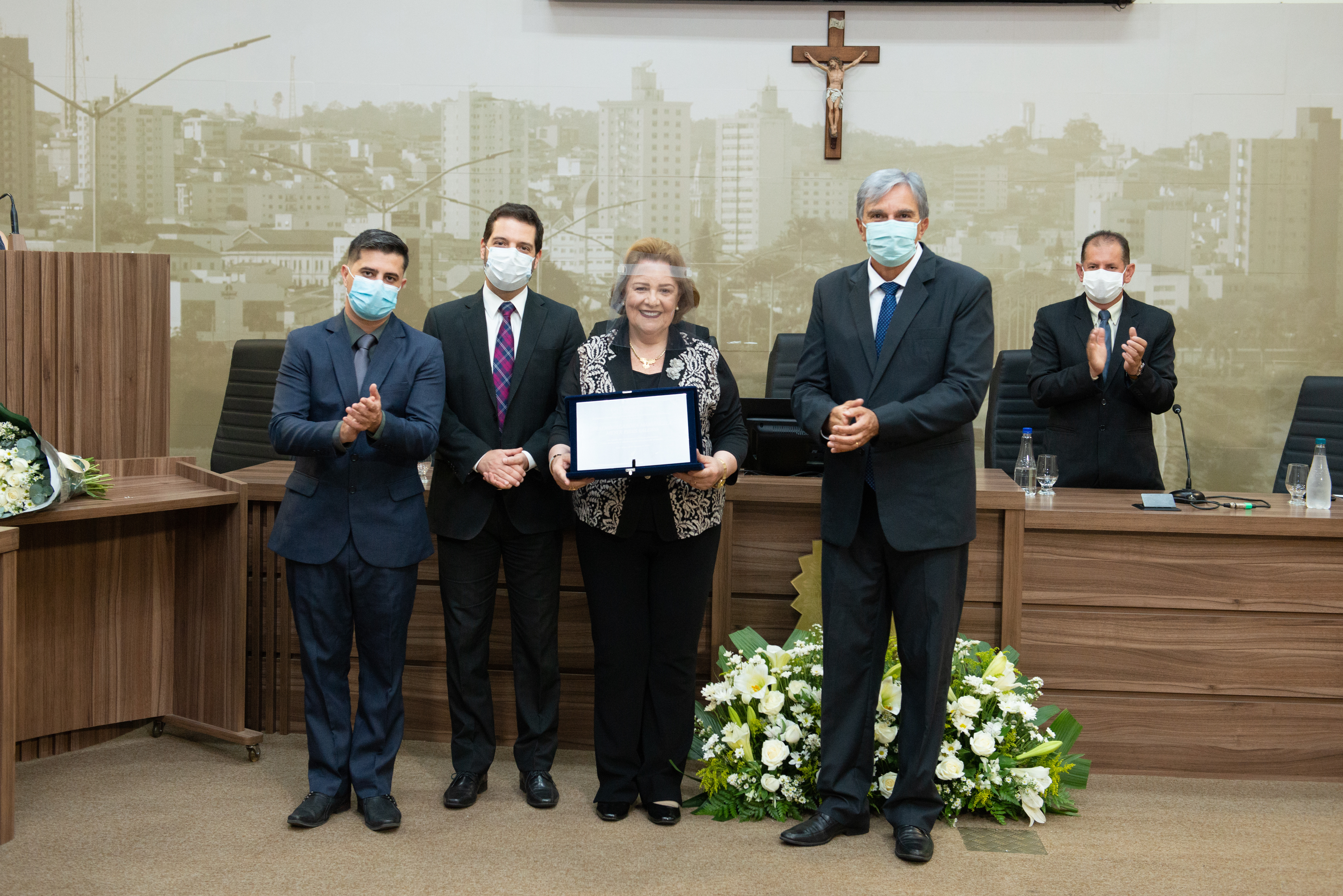 Imagem 1 da notícia: Desembargadora é homenageada em Sessão Especial na Câmara