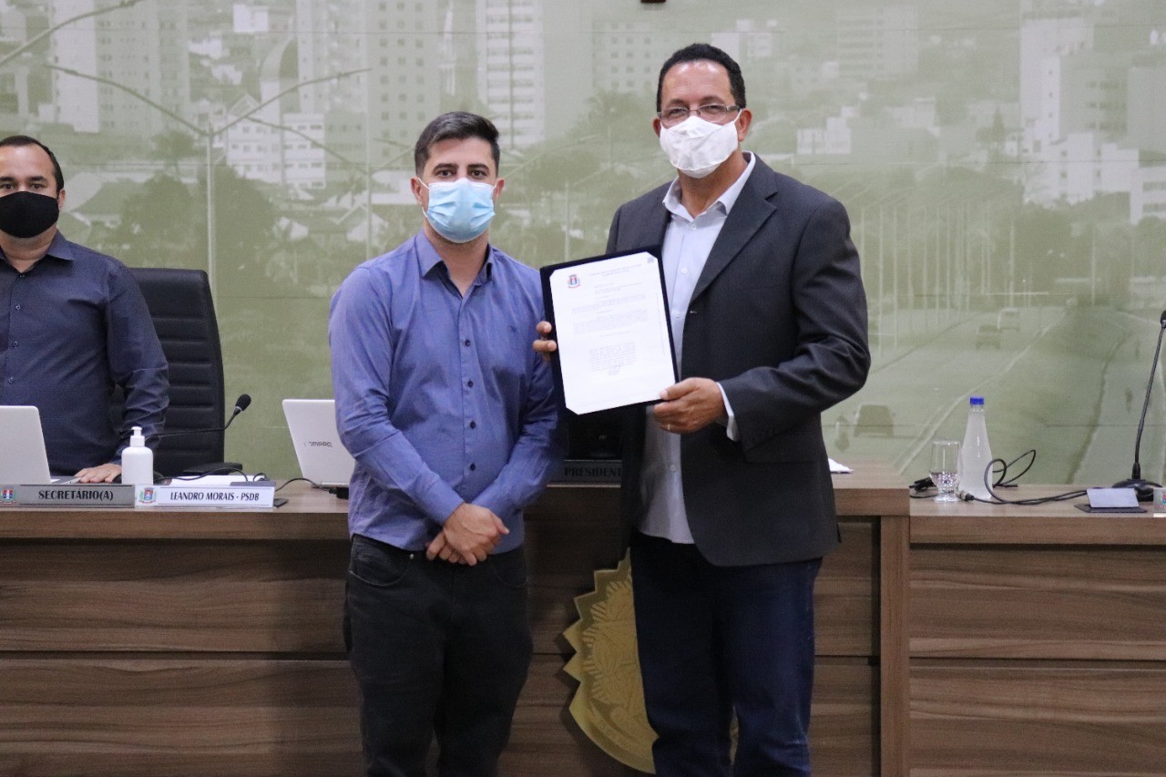 Imagem 1 da notícia: Vereador recebe moção de aplausos por ordenação como Bispo da Diocese Anglicana no Brasil