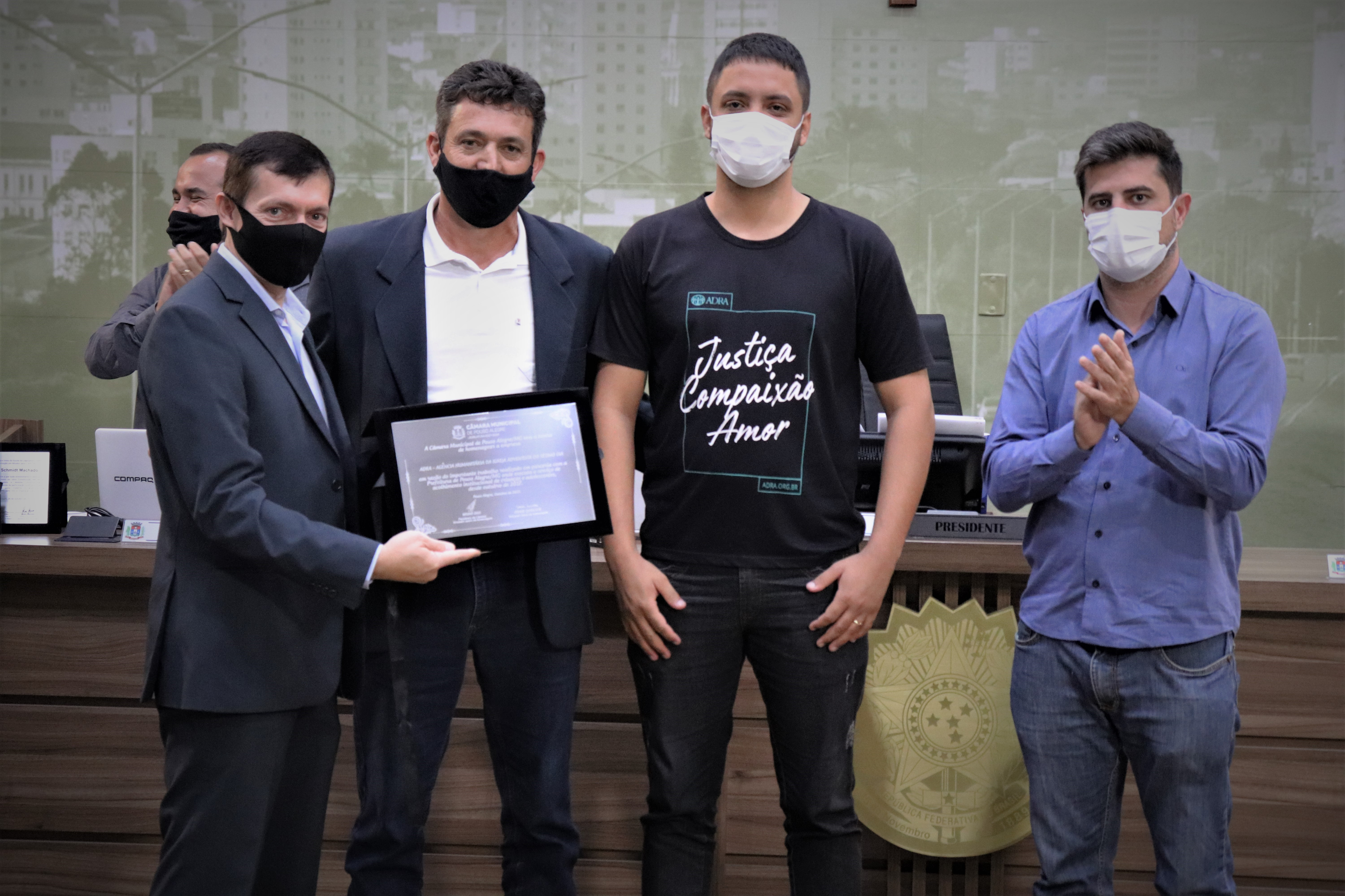 Imagem 1 da notícia: Adra recebe homenagem na Câmara