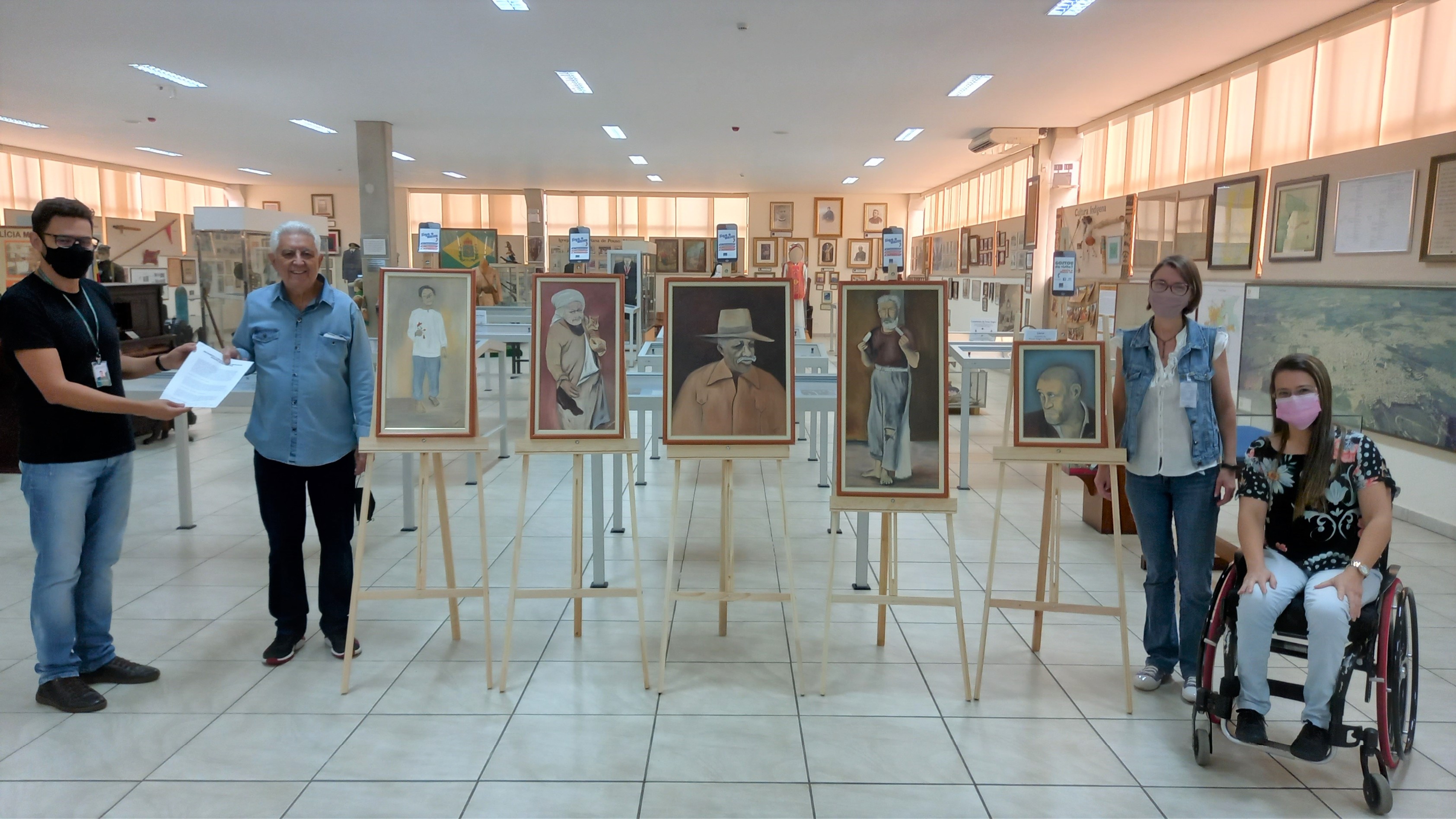 Imagem 2 da notícia: Museu recebe obras de Leonino que retratam figuras de Pouso Alegre