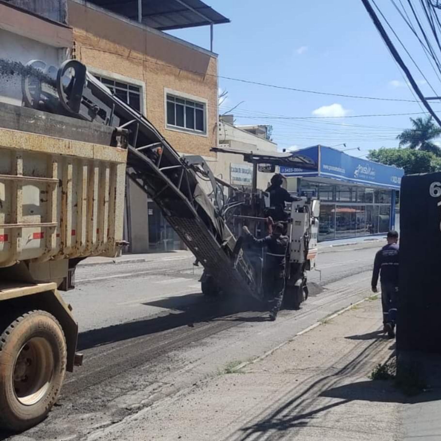 Imagem 1 da notícia: *Indicação parlamentar leva renovação asfáltica para o bairro Nossa Senhora Aparecida*