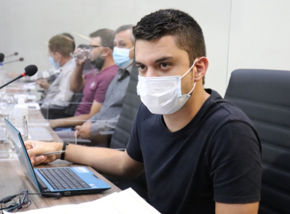 Imagem 1 da notícia: Vereador que já integrou Escola do Legislativo comenta avanço da Constituição em Miúdos pelo Brasil
