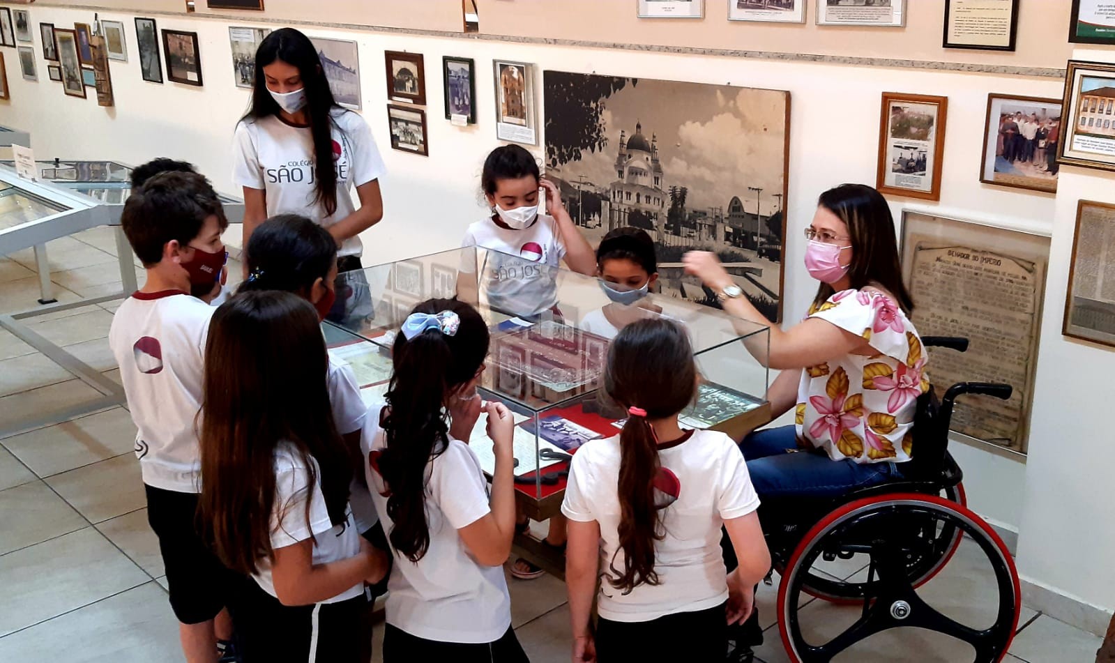 Imagem 1 da notícia: Estudantes do 2º ano visitam Museu Histórico