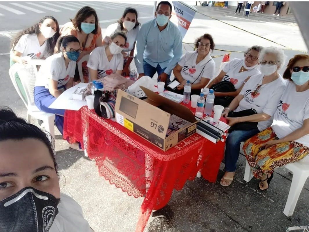 Imagem 1 da notícia: Vereador acompanha o lançamento da campanha "sinal vermelho"