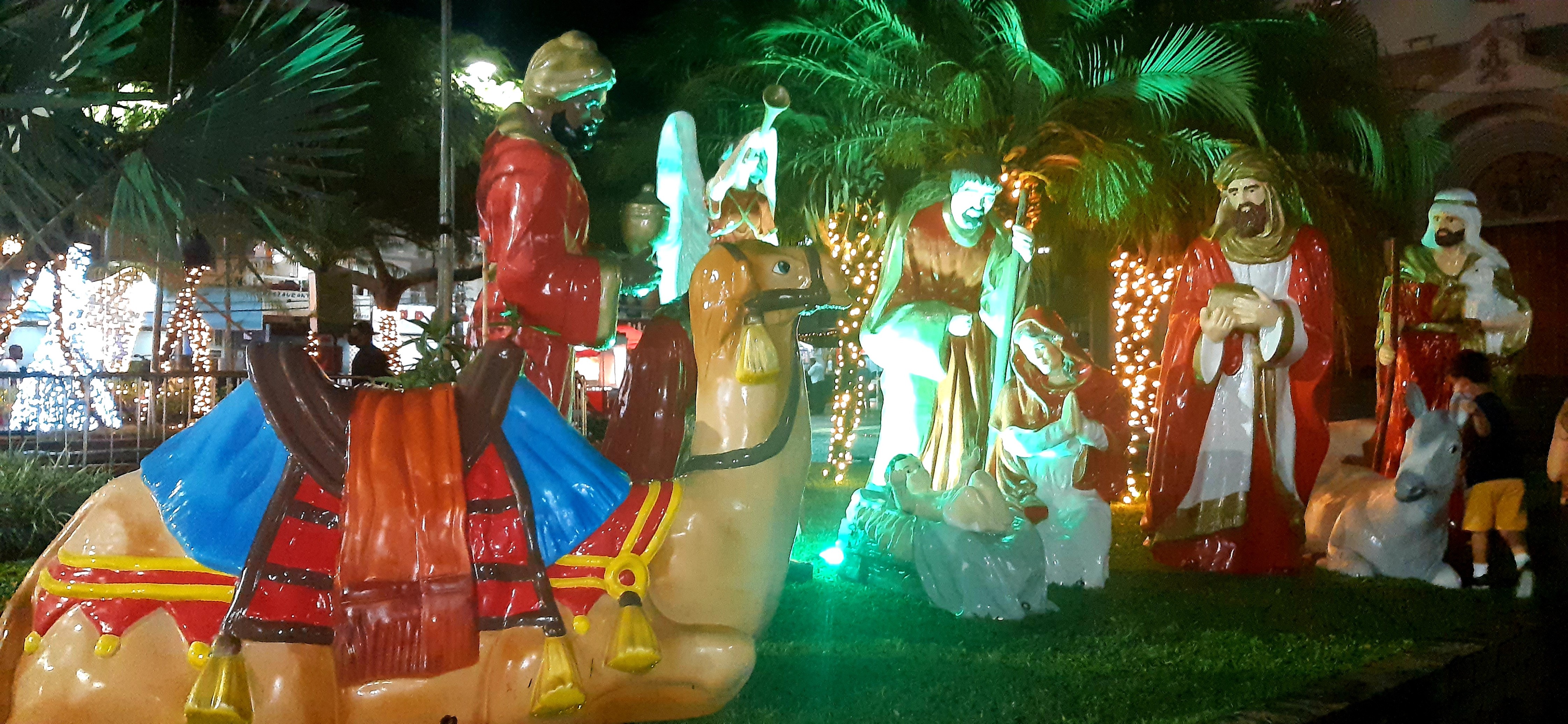 Imagem 4 da notícia: Vereadores participam de lançamento do Natal de Pouso Alegre, a Magia das Luzes