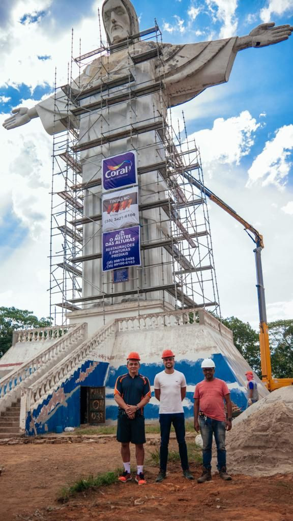 Imagem 3 da notícia: Vereador visita obra de revitalização do Cristo de Pouso Alegre