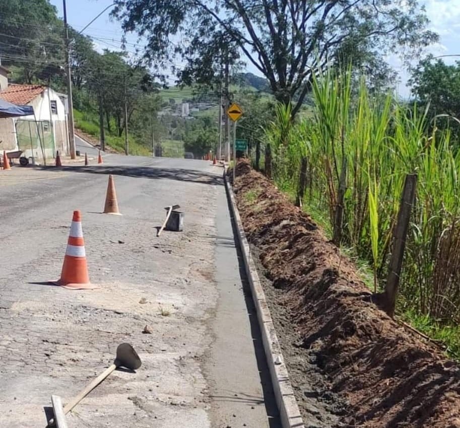 Imagem 1 da notícia: Indicação parlamentar leva melhorias para o bairro Belo Horizonte
