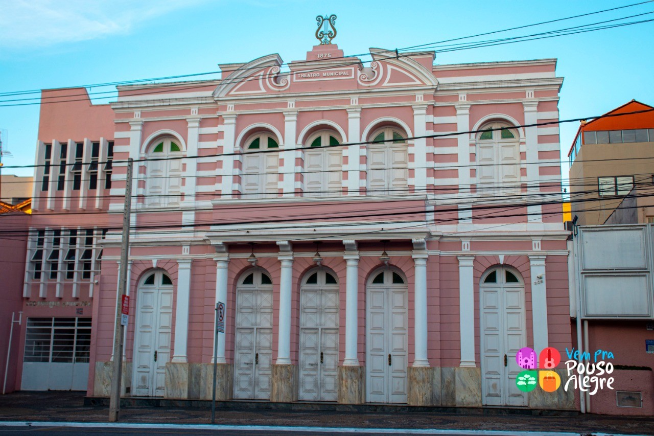 Imagem 4 da notícia: Presidente da Câmara visita o Teatro Municipal