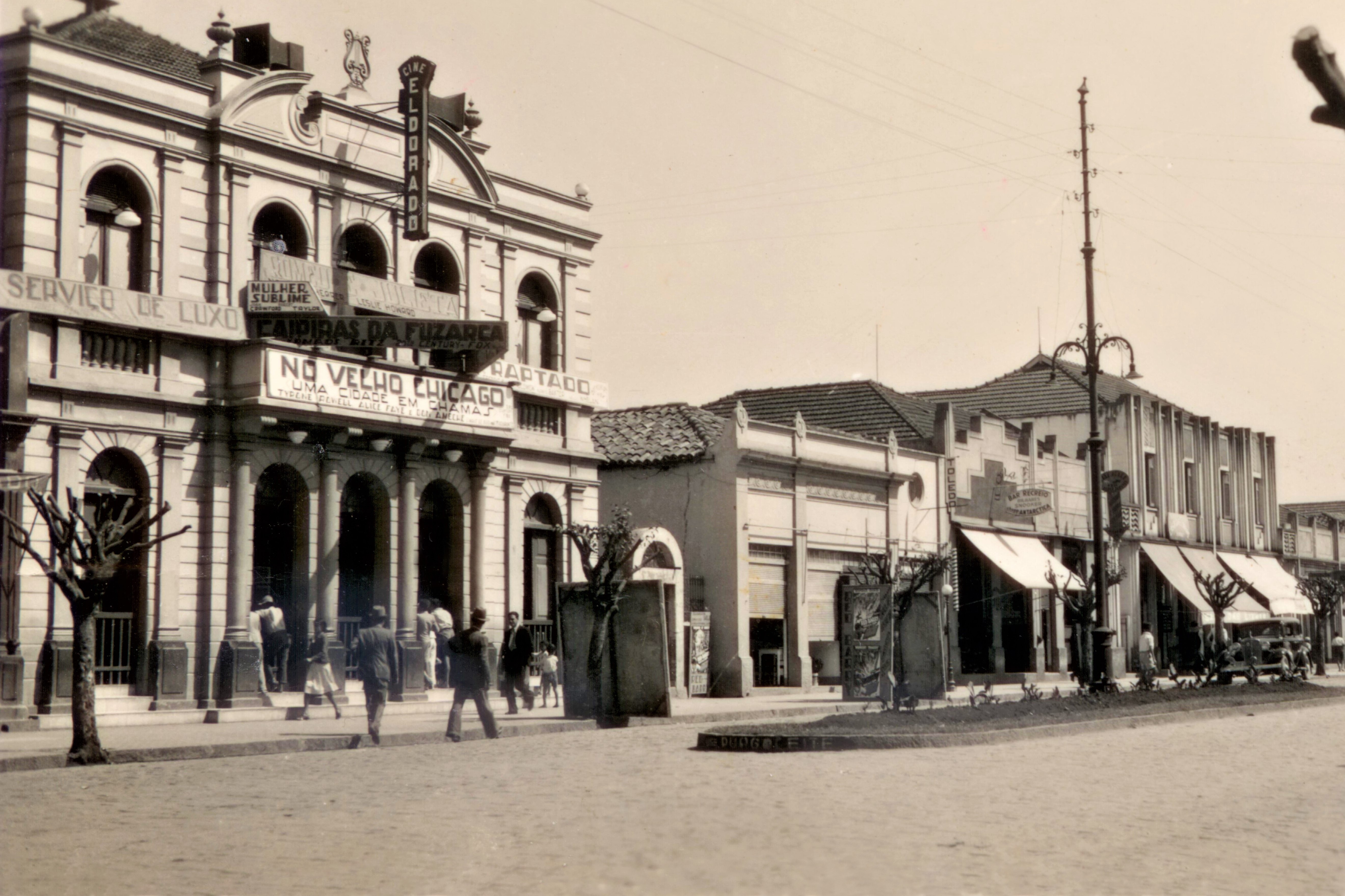 Imagem 5 da notícia: Museu retrata história do Teatro Municipal, que reabre nesta sexta-feira 10
