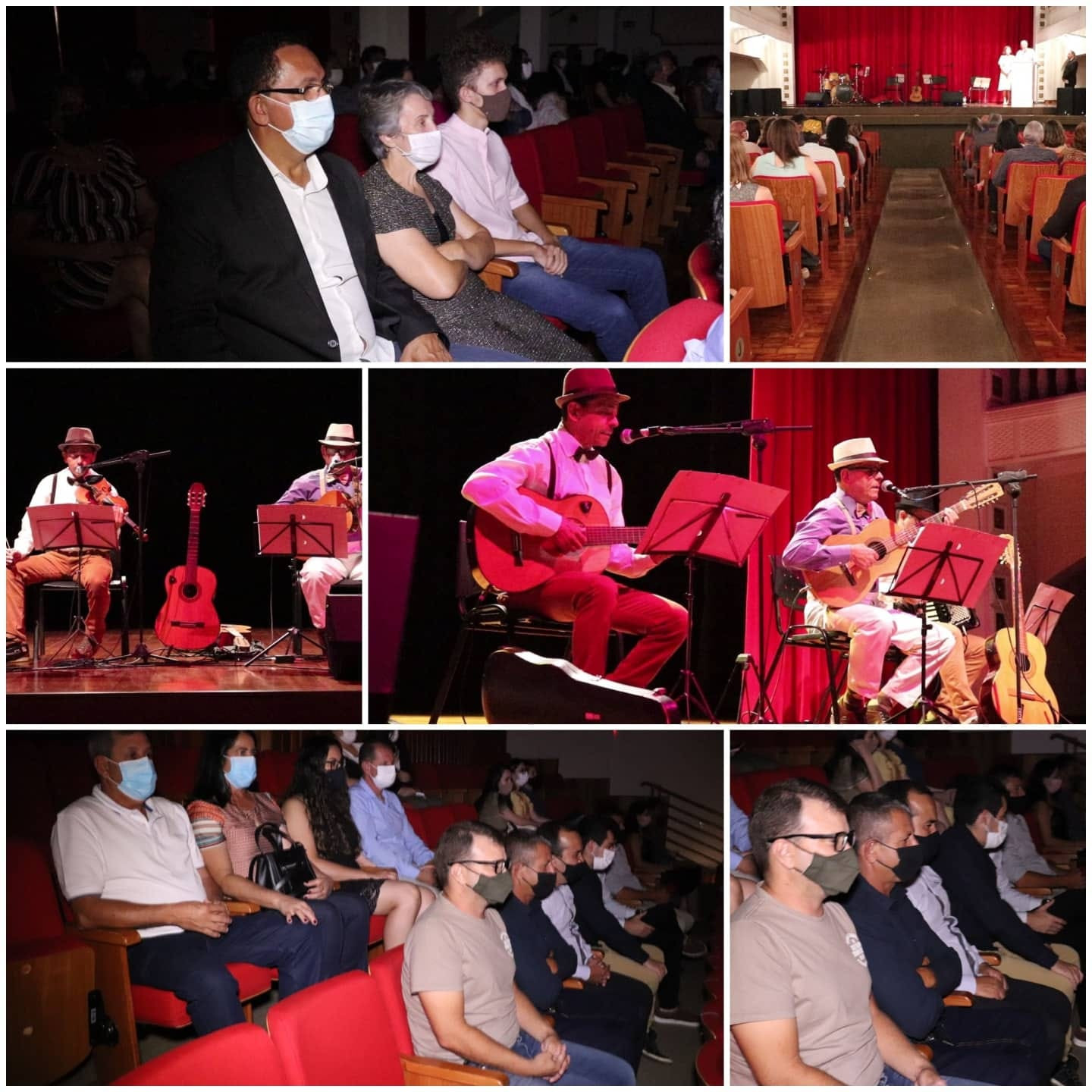 Imagem 1 da notícia: Vereadores participam da reabertura do Teatro Municipal