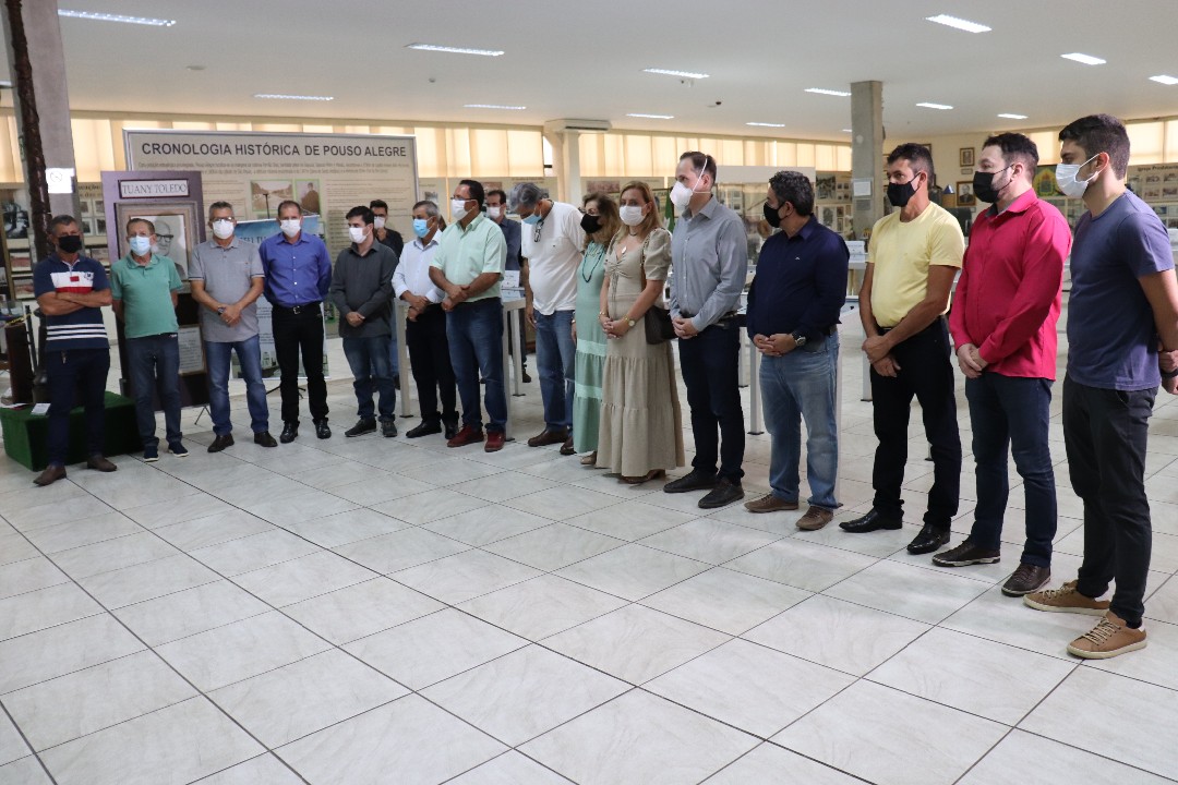 Imagem 6 da notícia: Câmara inaugura busto em homenagem a Simão Pedro Toledo