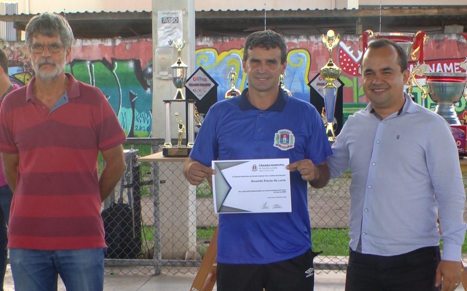 Imagem 4 da notícia: Atletas recebem homenagem por indicação de vereador