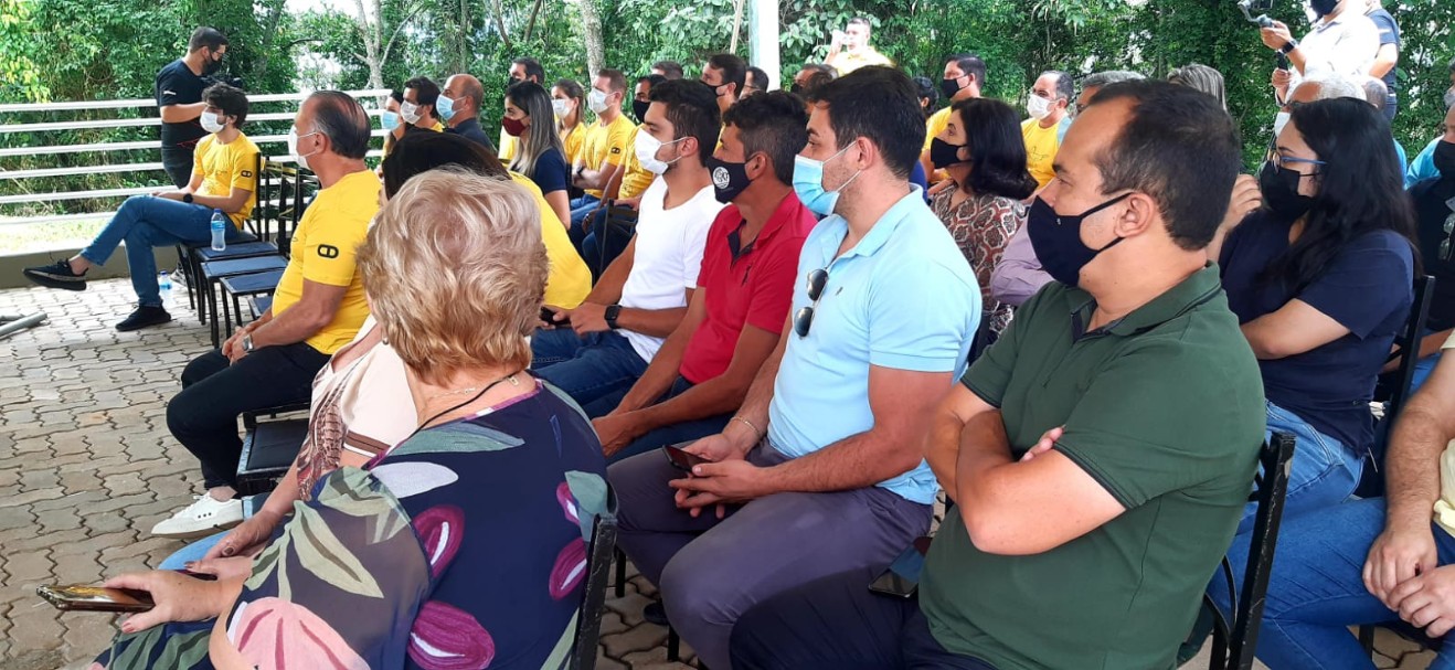 Imagem 4 da notícia: Vereadores participam de entrega da restauração do Cristo Redentor
