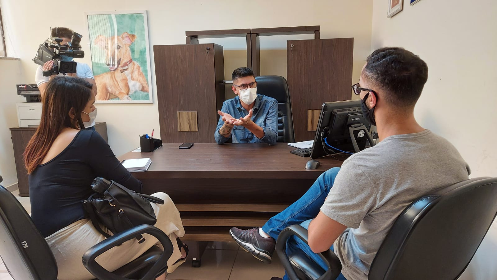 Imagem 1 da notícia: Vereador conversa sobre a proposta “carroça do bem” com a Secretaria de assistência social