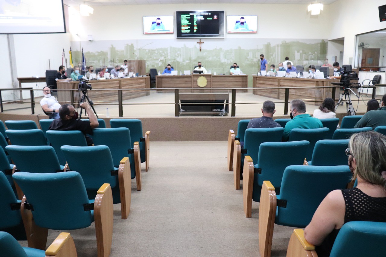 Imagem 1 da notícia: Vereadores atualizam Lei de 2002 e asseguram realização de propagandas no município sem aumento de valores