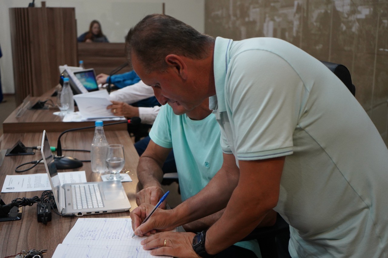 Imagem 1 da notícia: Em 1º turno, Câmara reconhece a prática da atividade religiosa como essencial para saúde física e mental