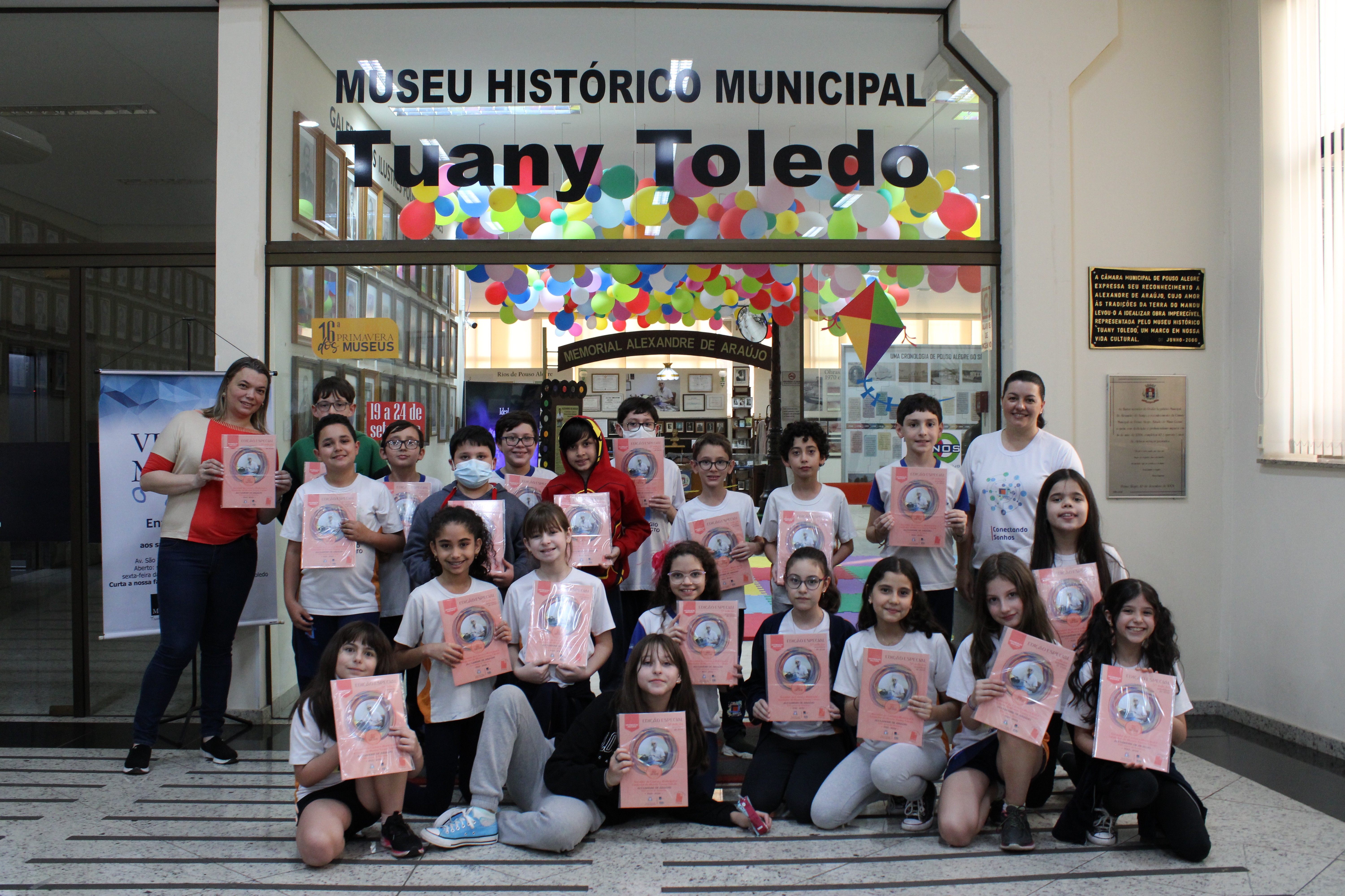 Imagem 1 da notícia: Álbum e Revista celebram o Centenário de Alexandre de Araújo na 16ª Primavera dos Museus