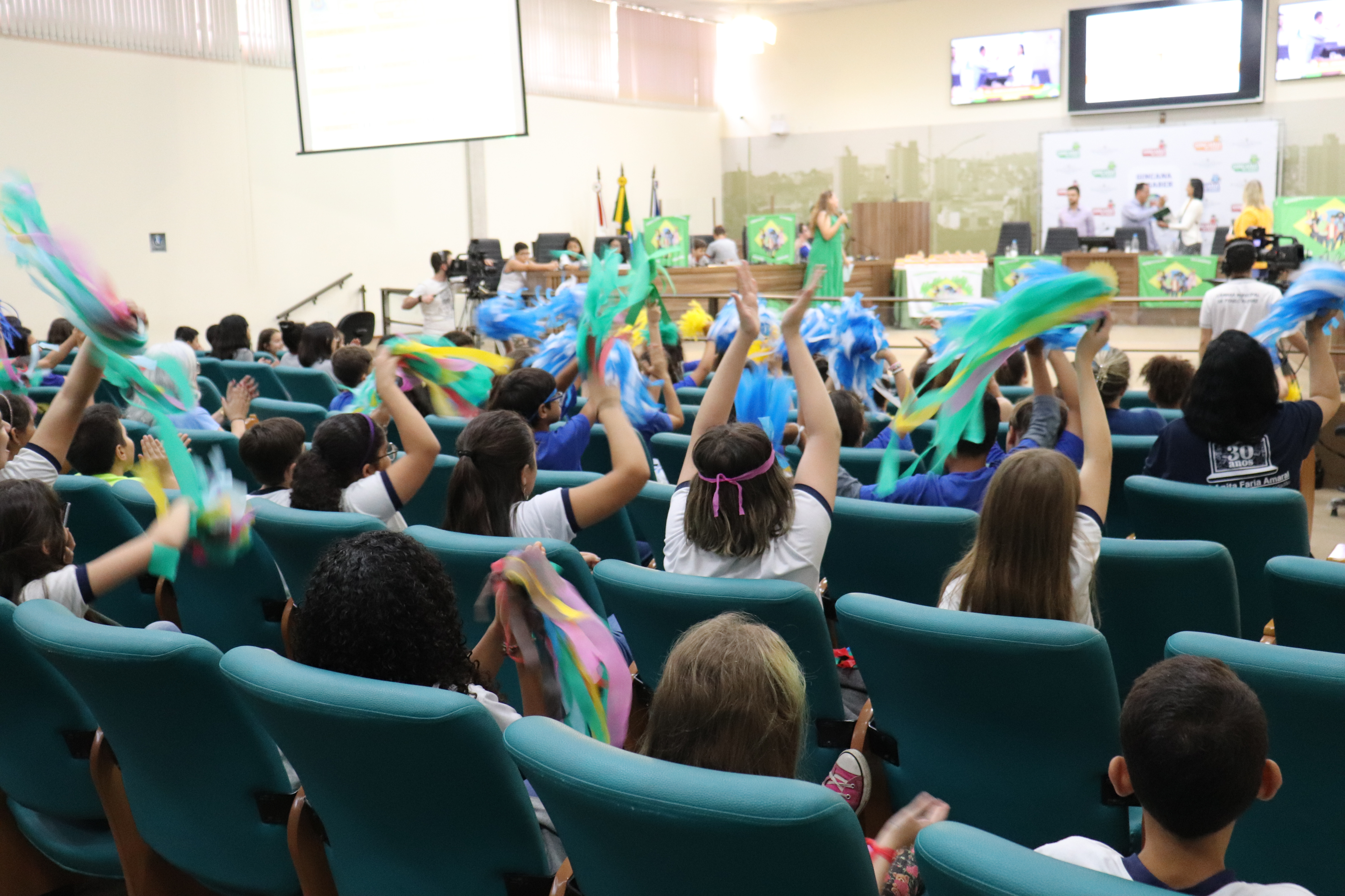 Imagem 1 da notícia: Grande final da Gincana dos miúdos movimenta a Câmara de PA