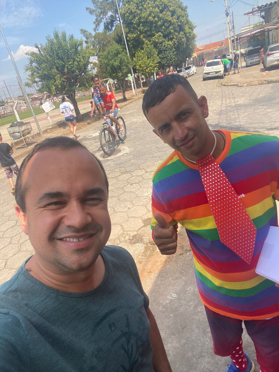 Imagem 3 da notícia: Vereador acompanha festividades do feriado das crianças