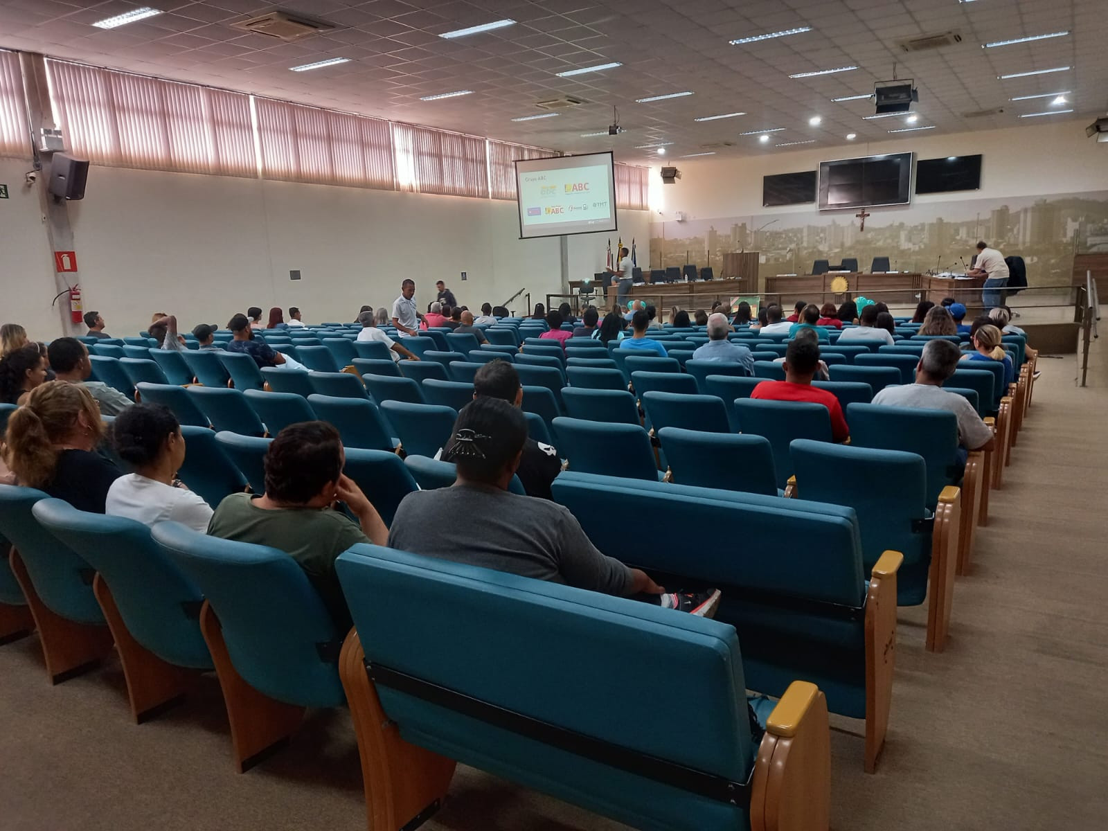 Imagem 1 da notícia: Vagas para Educação: CAC da Câmara vai receber processo seletivo para contratação de 11 profissionais