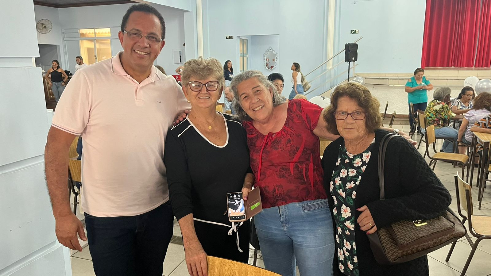Imagem 1 da notícia: Mês do idoso: Presidente da Câmara participa de ação que encerra atividades do outubro prateado
