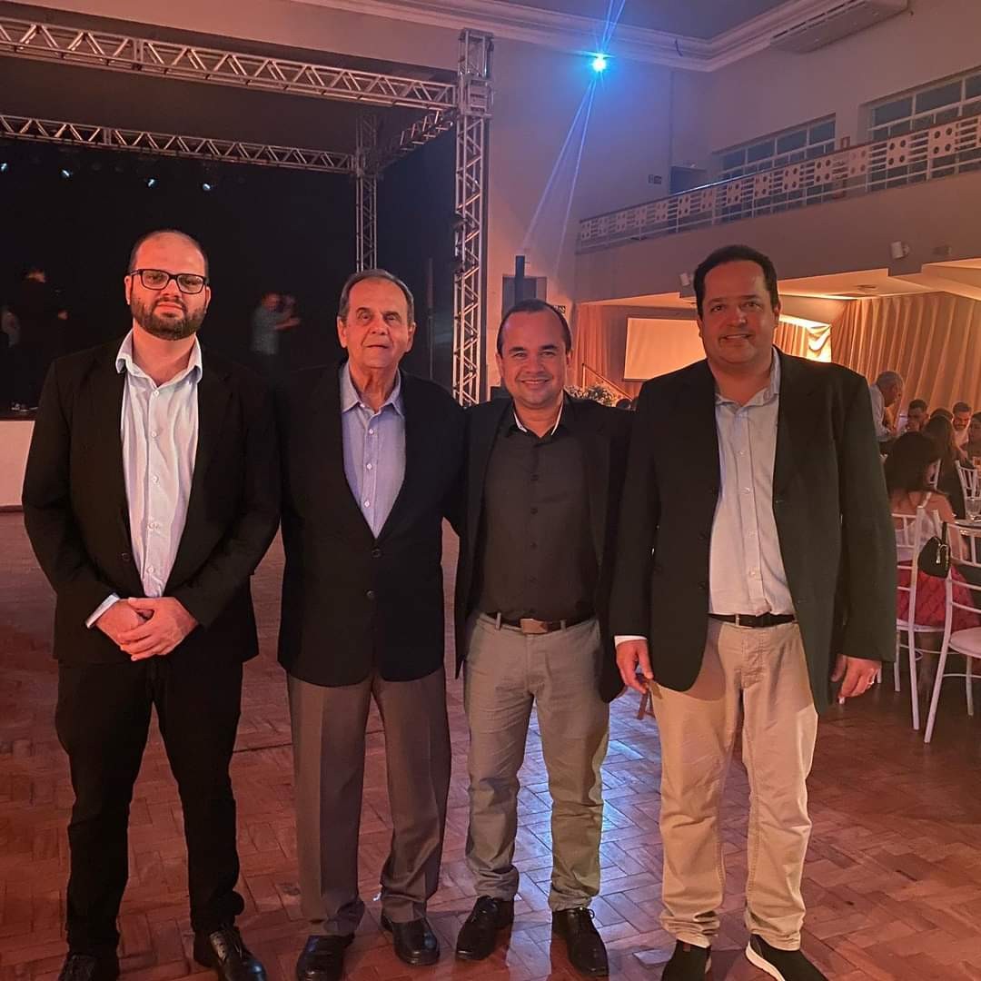 Imagem 1 da notícia: Vereador participa de encontro da frente da Gastronomia Mineira