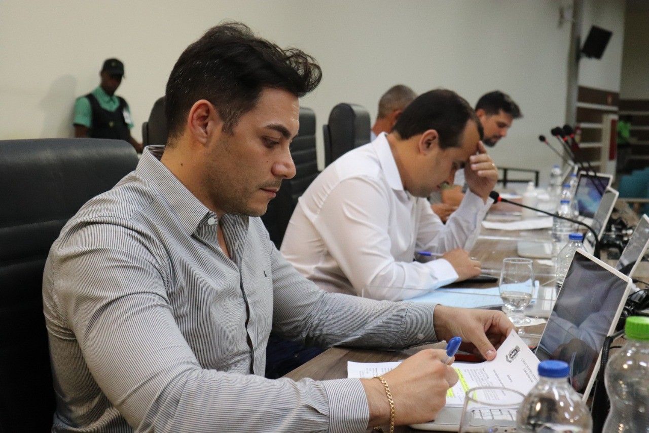 Imagem 1 da notícia: Em 1º turno, vereadores aprovam isenção para doador de medula óssea em taxa de inscrição para concursos públicos