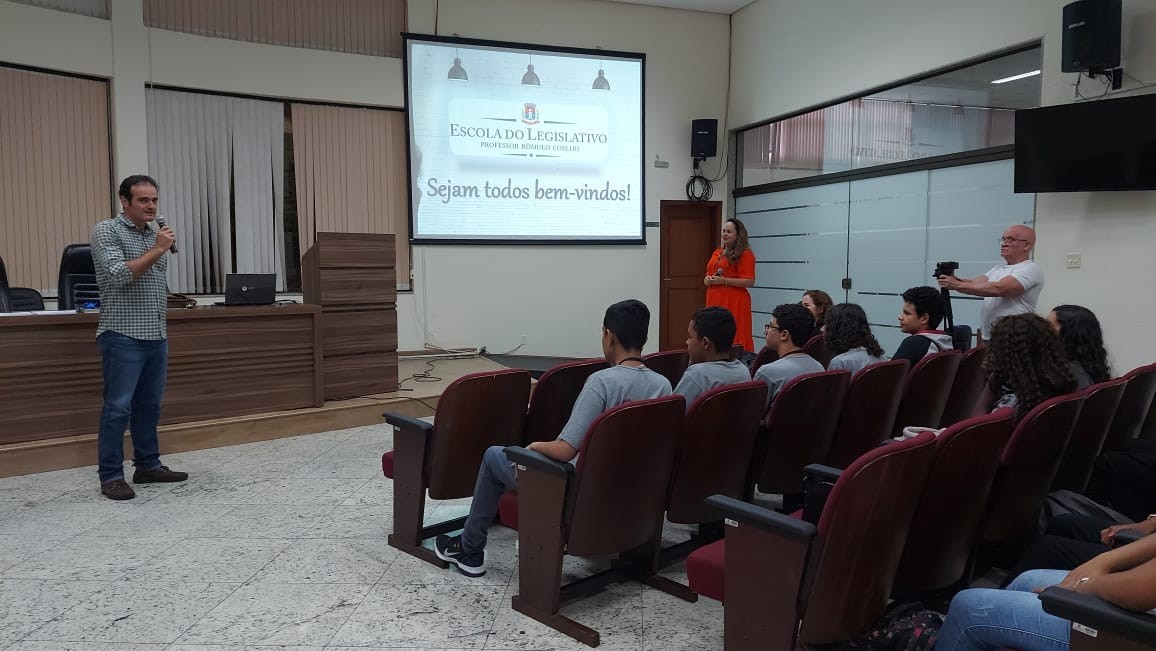 Imagem 1 da notícia: Câmara de Pouso Alegre recebe vereadores mirins de Três Corações