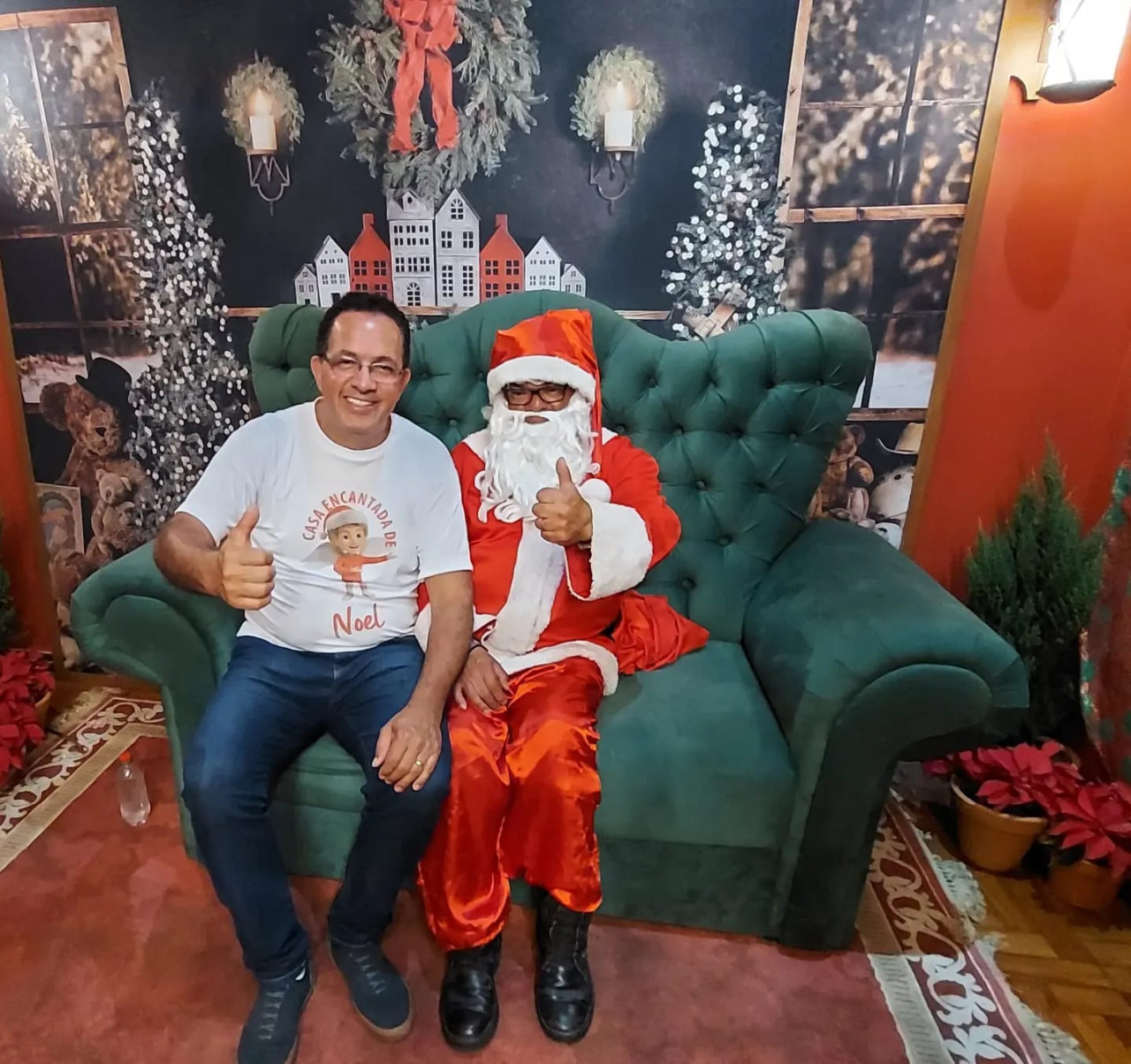 Imagem 6 da notícia: Presidente da Câmara participa da abertura oficial da Casa do Papai Noel