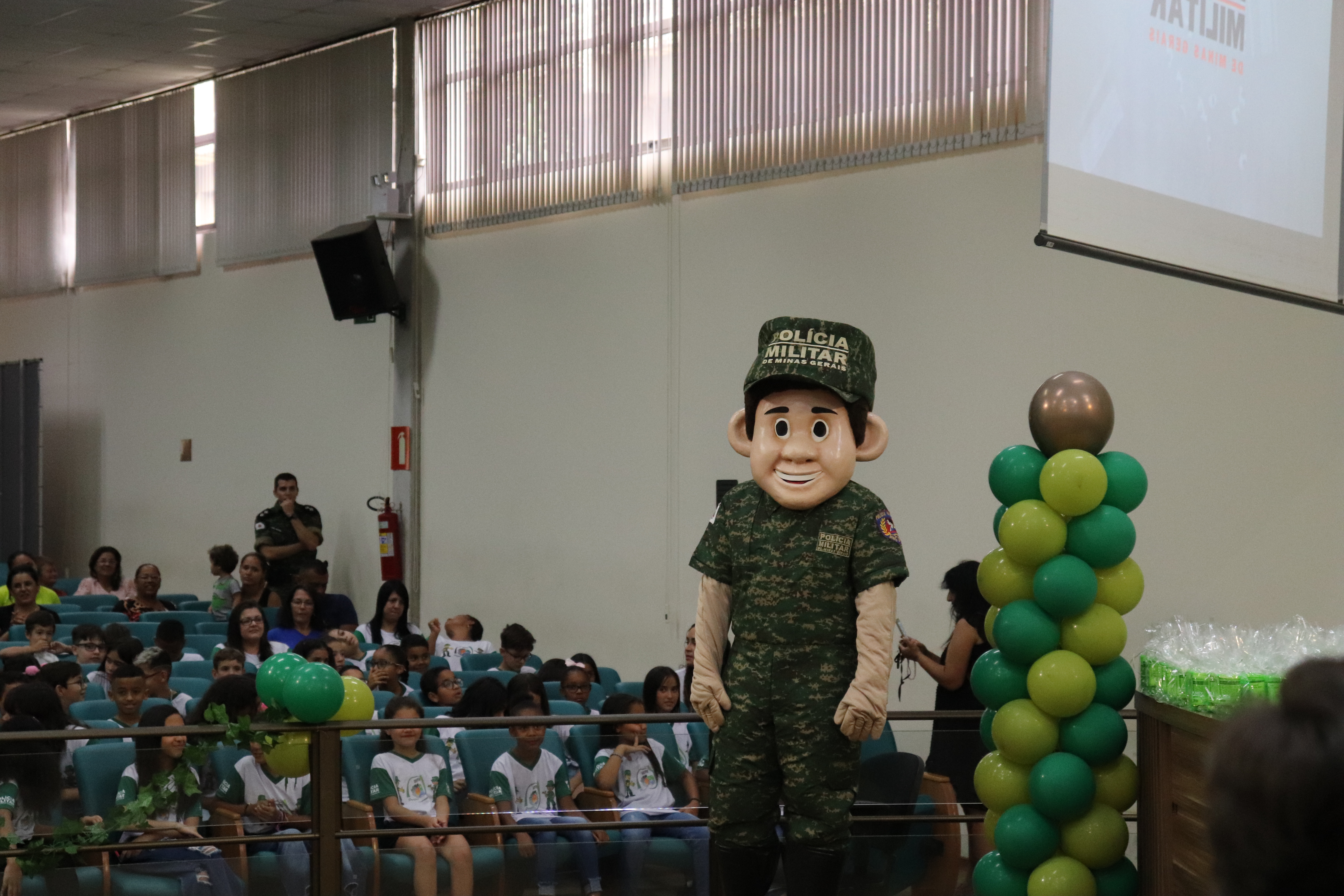 Imagem 5 da notícia: Câmara recebe evento do PROGEA da Polícia Militar de Meio Ambiente