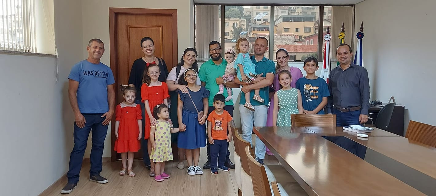Imagem 1 da notícia: População na Câmara!