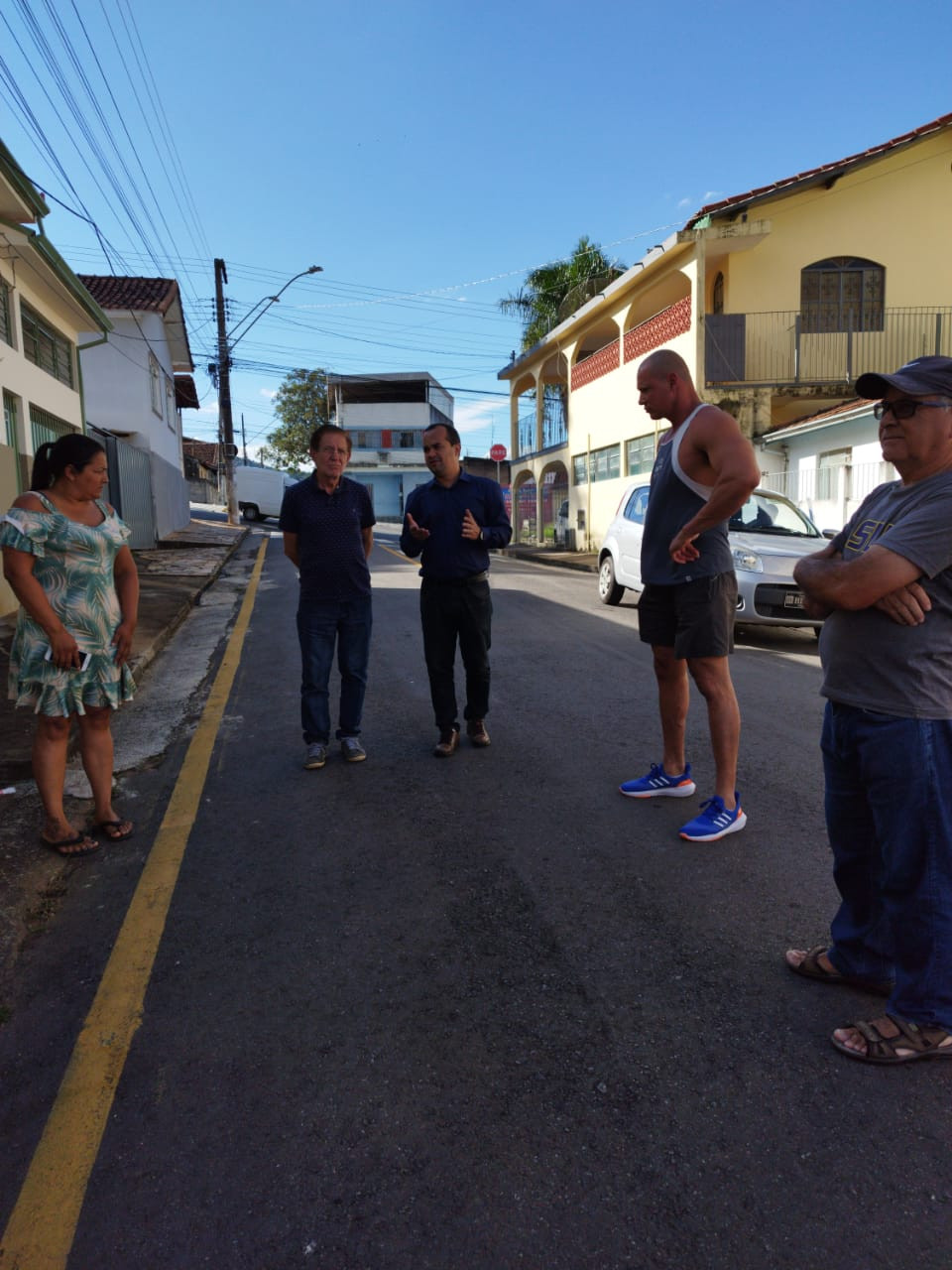 Imagem 1 da notícia: Vereadores visitam bairro São João