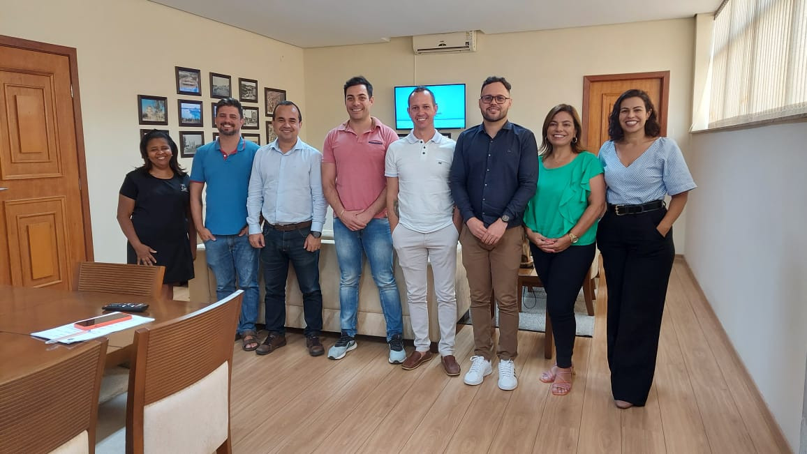 Imagem 1 da notícia: Representantes de Varginha buscam experiência na Câmara de Pouso Alegre