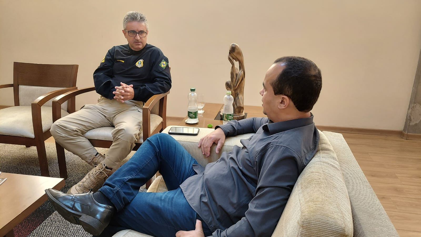 Imagem 1 da notícia: Câmara recebe Chefe da Delegacia de Polícia Rodoviária Federal de Pouso Alegre