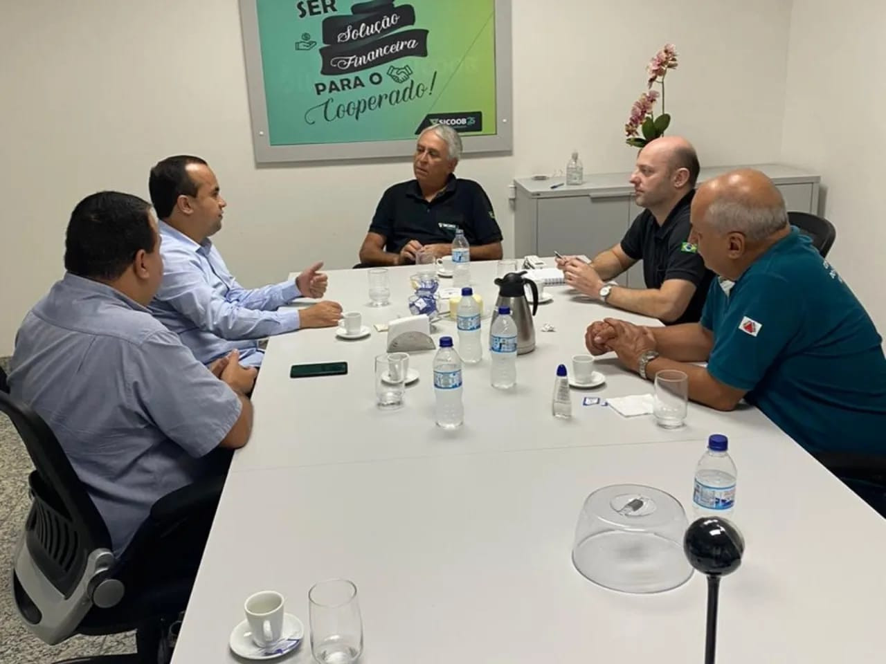 Imagem 2 da notícia: Presidente da Câmara busca instalação de agência bancária para bairros distantes da região central