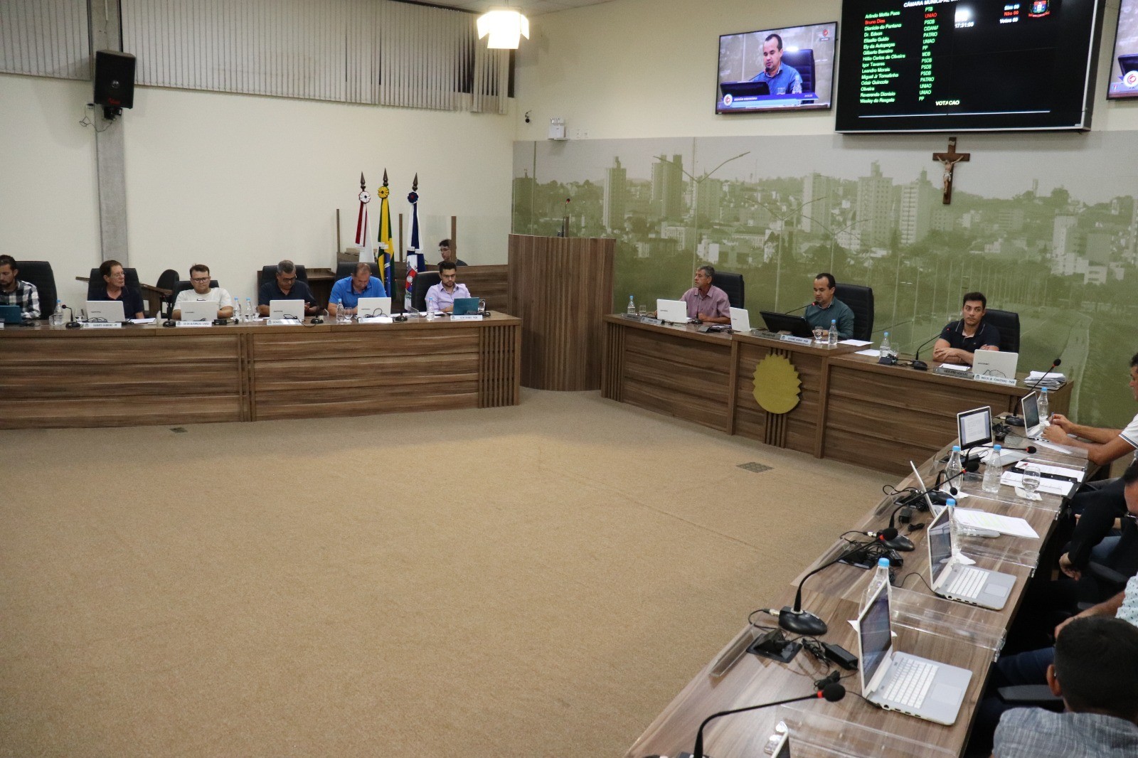 Imagem 1 da notícia: Mesa Diretora da Câmara convoca Copasa para prestar esclarecimentos na Câmara