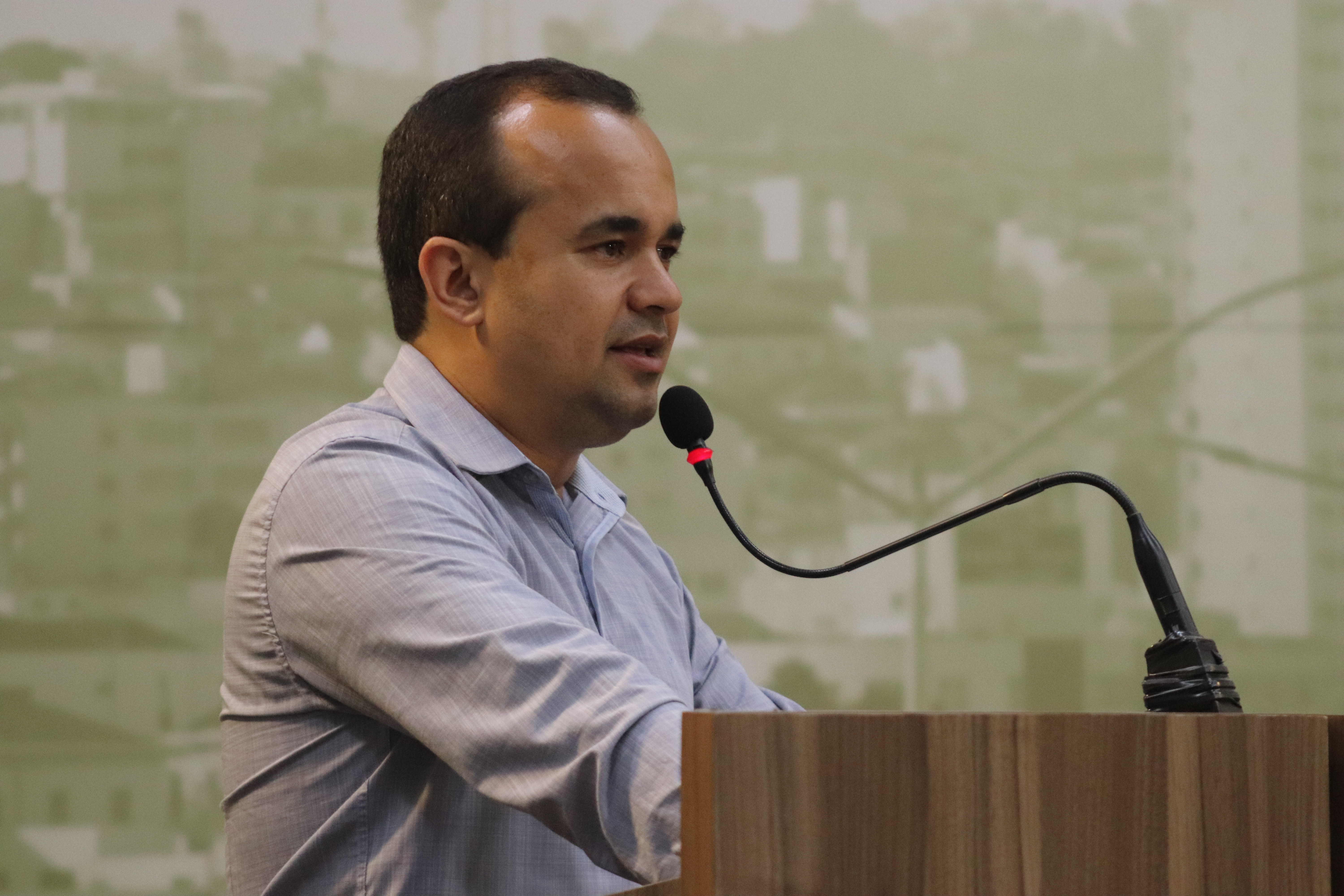 Imagem 2 da notícia: Câmara assina contrato com o Instituto Consulplan para organização, planejamento e realização do concurso público no Poder Legislativo