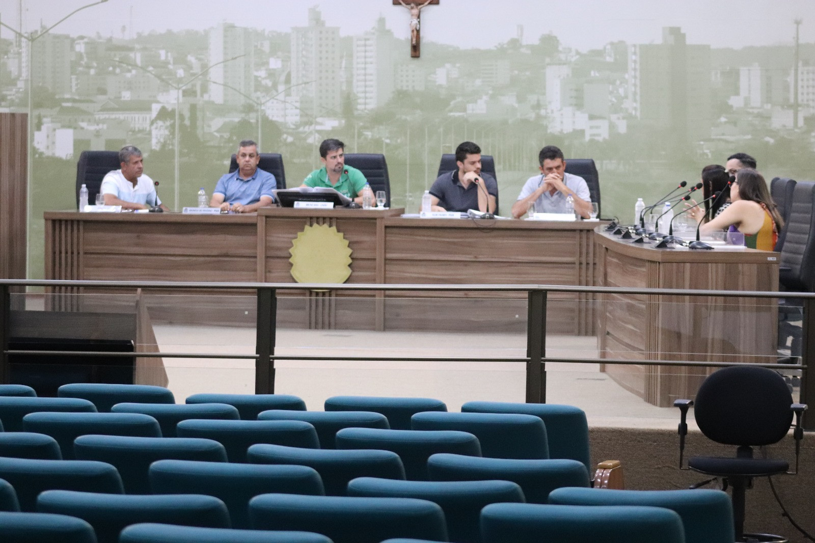 Imagem 1 da notícia: Comissões permanentes realizam reunião em conjunto para o estudo de matérias que devem ser apreciadas na próxima sessão ordinária