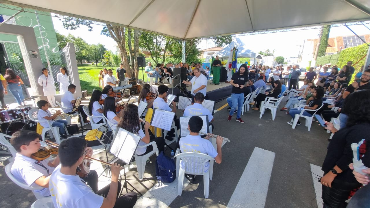 Imagem 1 da notícia: Vereadores acompanham abertura do Centro de saúde do Fátima I