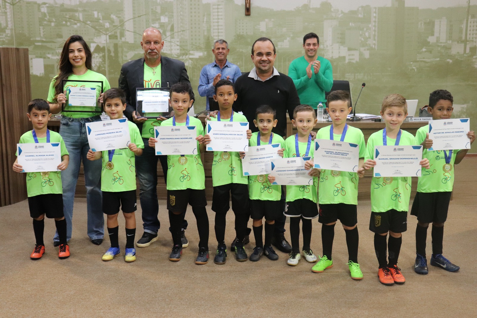 Imagem 2 da notícia: Câmara realiza entrega do mérito esportivo