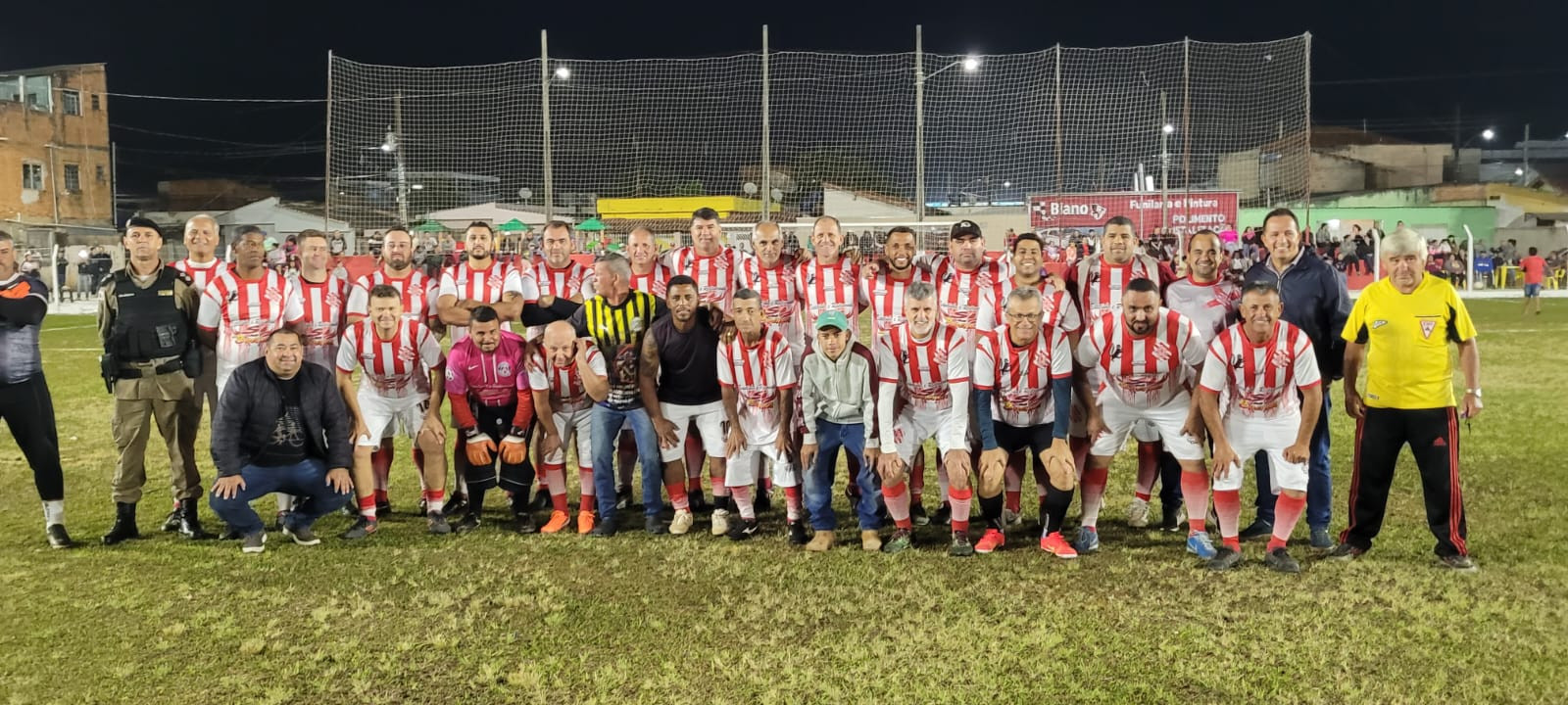 Imagem 1 da notícia: No São Geraldo: Vereadores acompanham entrega do complexo esportivo do Bangu revitalizado