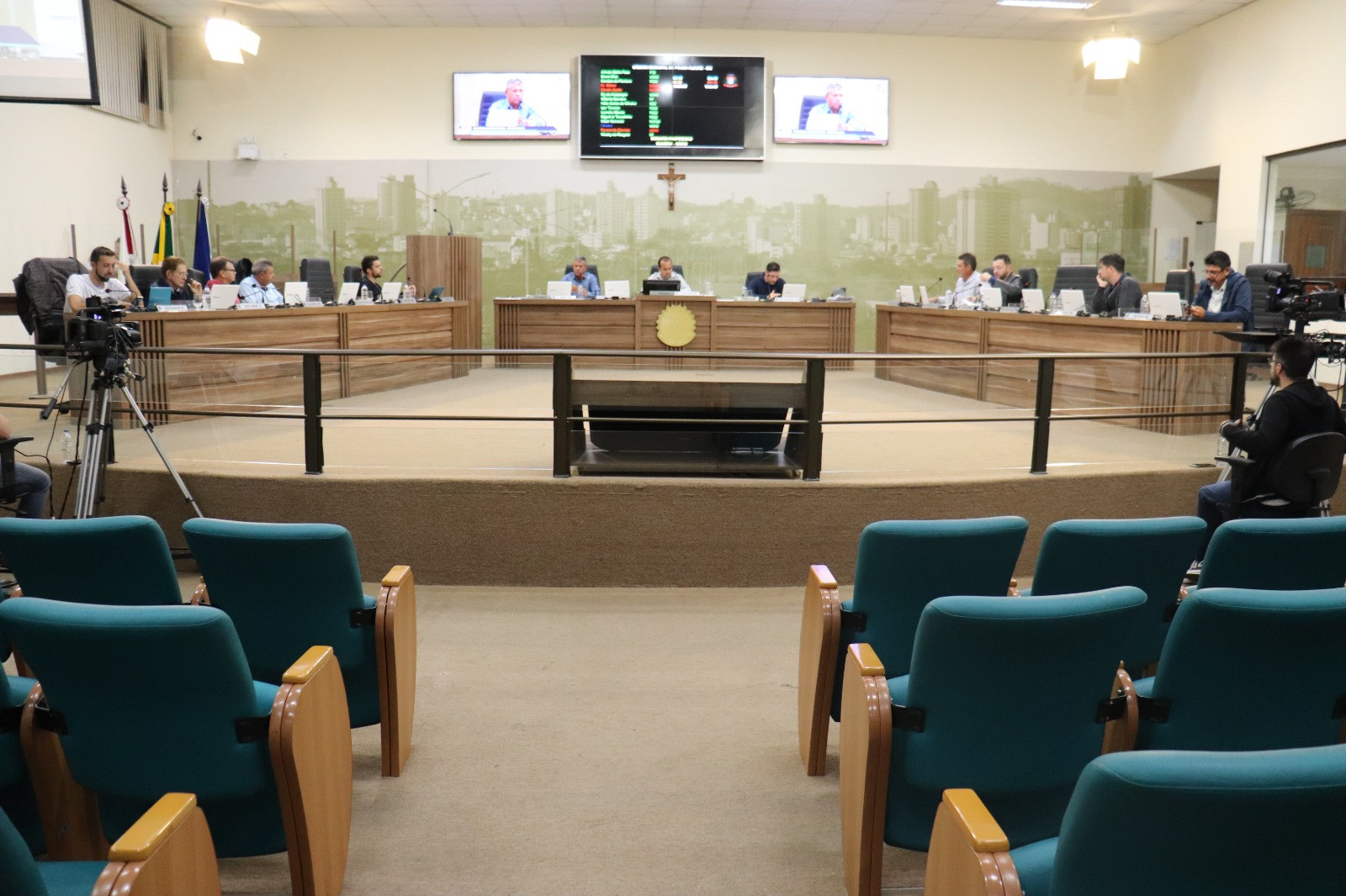 Imagem 1 da notícia: Vereadores aprovam projetos de leis de denominação de vias públicas