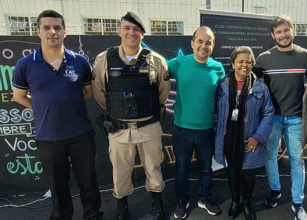 Imagem 3 da notícia: CAC participa do evento "Praça Viva" realizado na Praça João Pinheiro