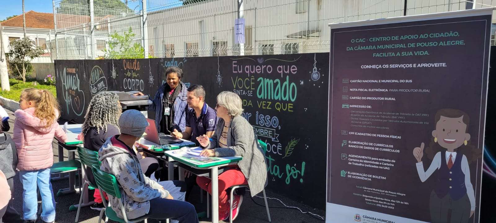 Imagem 2 da notícia: CAC participa do evento "Praça Viva" realizado na Praça João Pinheiro