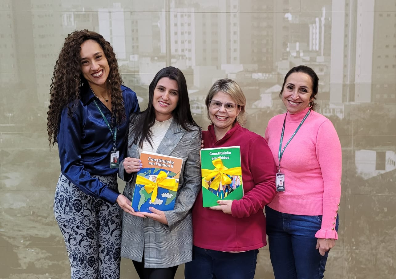 Imagem 1 da notícia: Escola do Legislativo de Pouso Alegre recebe visita da Câmara Municipal de Araras