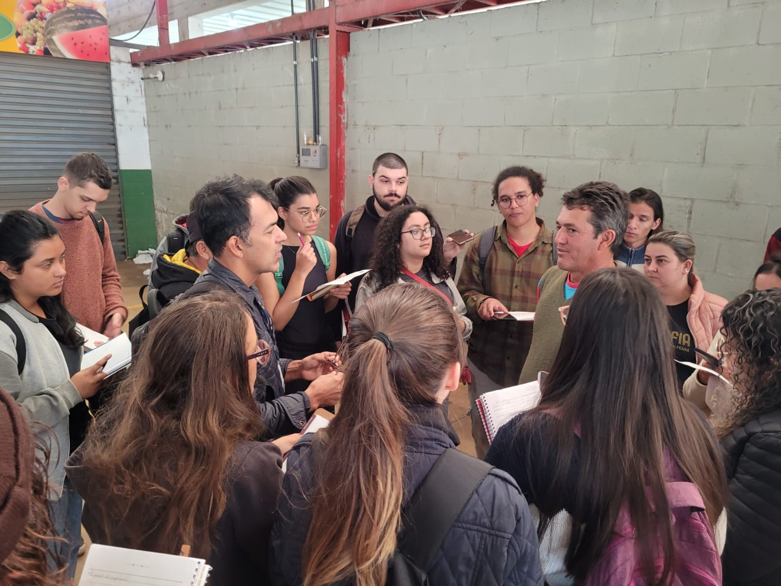 Imagem 3 da notícia: Vereador recebe alunos da UNIFAL em visita à CEMA