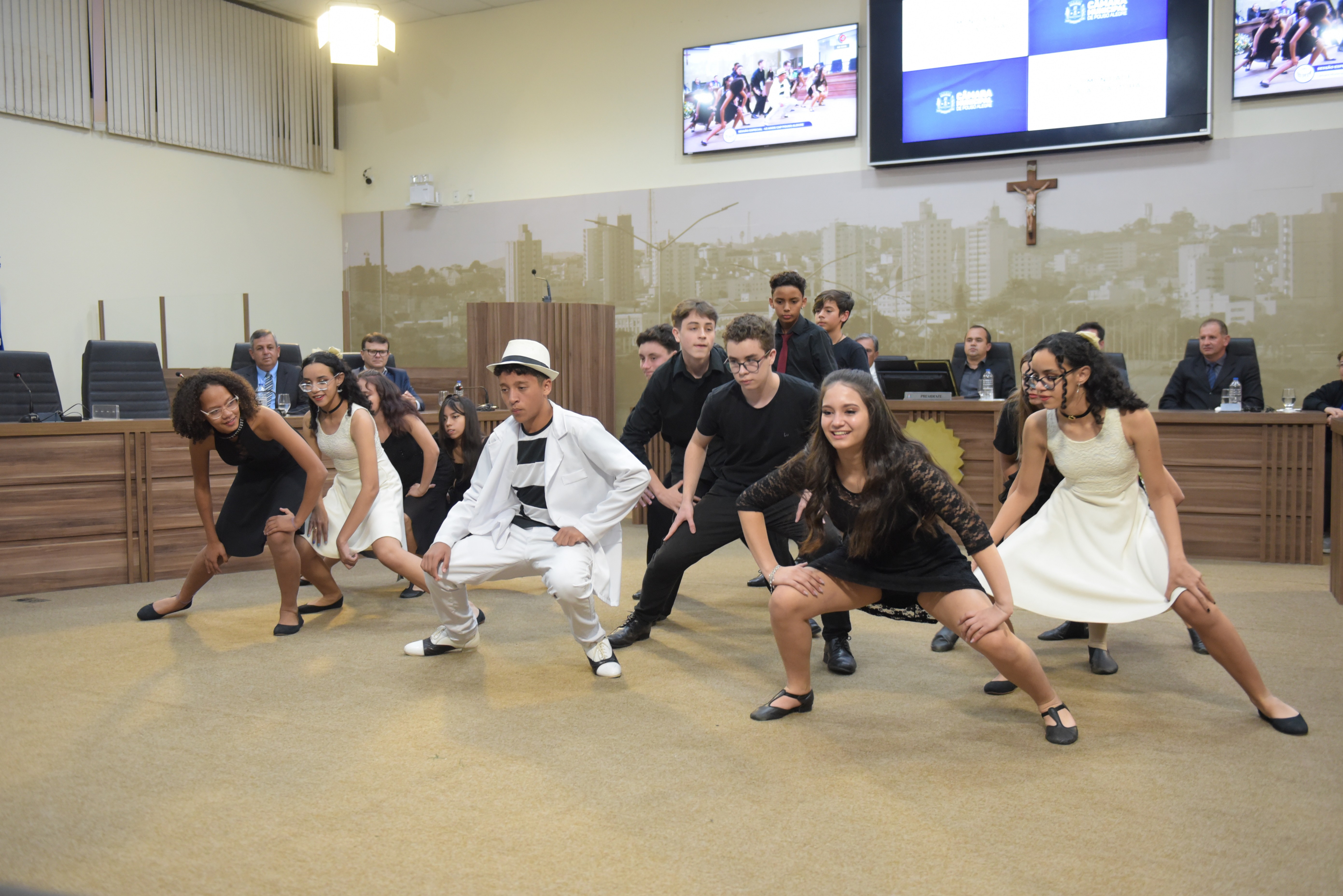 Imagem 4 da notícia: Câmara faz sessão especial em homenagem aos 45 anos da Comunidade de Ação Pastoral
