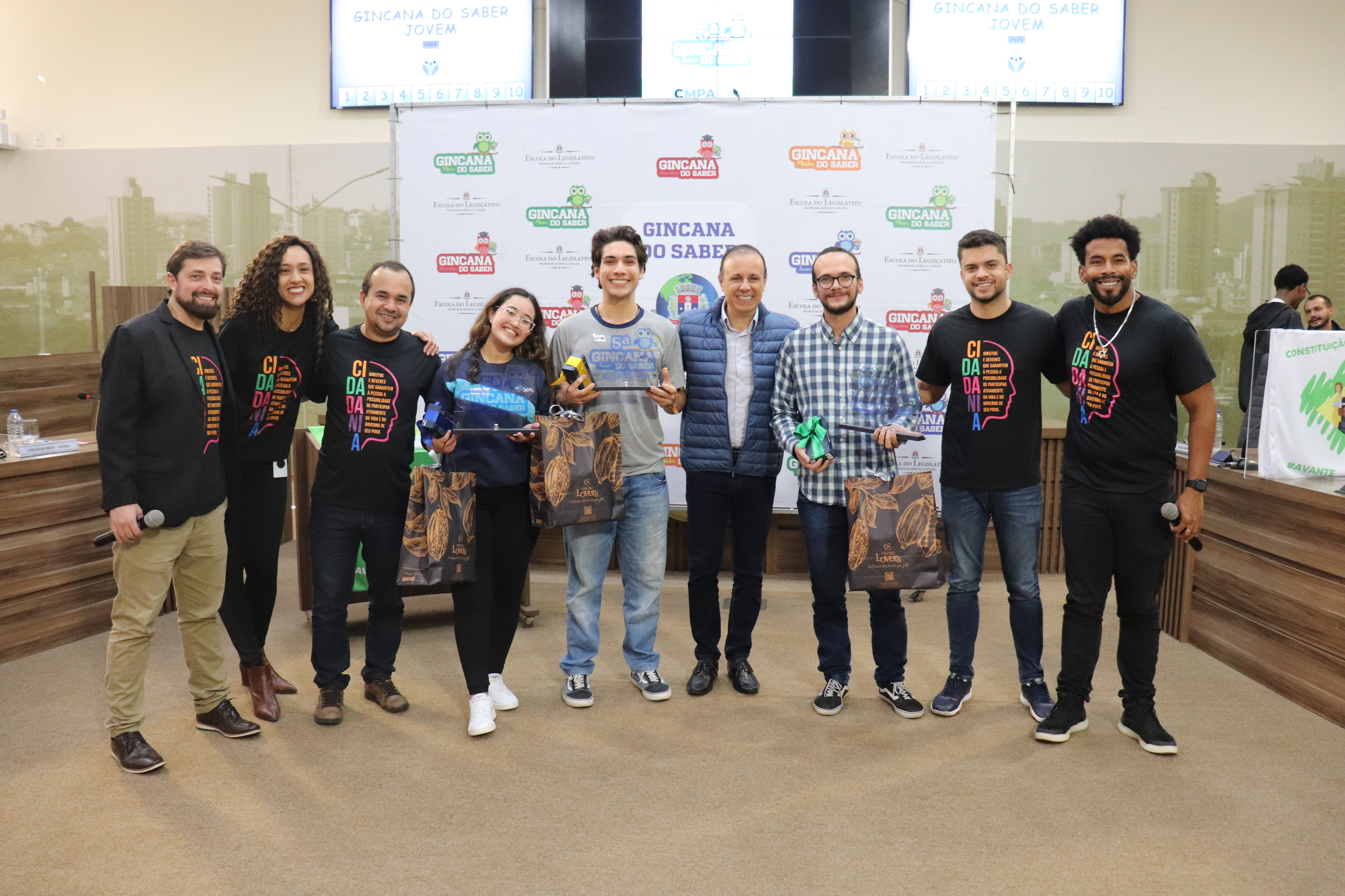 Imagem 1 da notícia: Escola do Legislativo de Pouso Alegre realiza final da Gincana do Saber Jovem