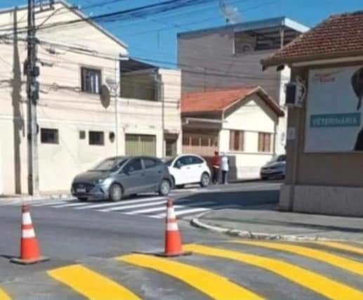 Imagem 2 da notícia: Indicação de vereador conquista revitalização da sinalização de trânsito