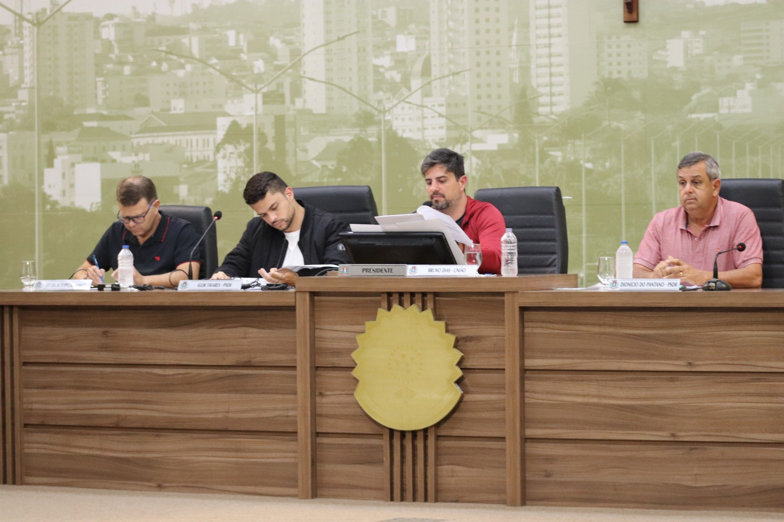 Imagem 1 da notícia: Comissões fazem reunião conjunta para apreciação de PLs em tramitação